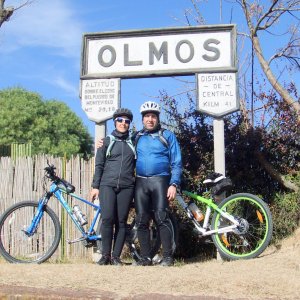 OLMOS