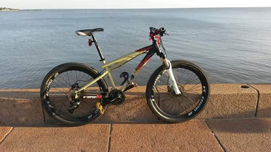 GT CHUCKER